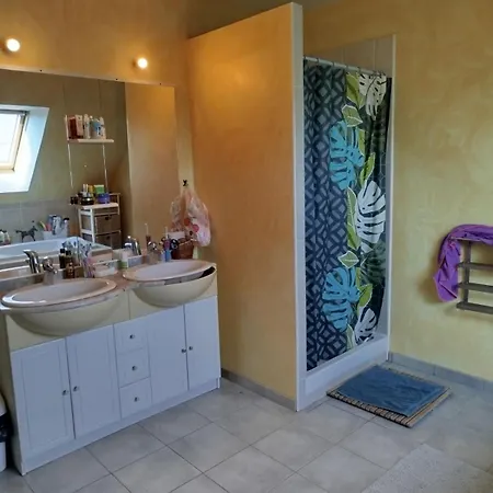La Maison Blanche D'omaha Russy